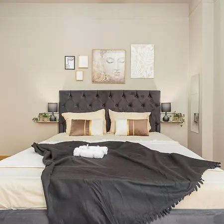 4bed In The Center Of